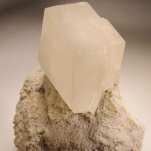 Calcite rhomb